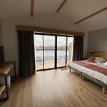 Les 12 De Larros Apartahotel Gujan-Mestras