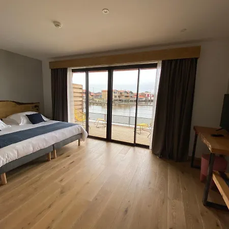 Aparthotel Les 12 De Larros Gujan-Mestras