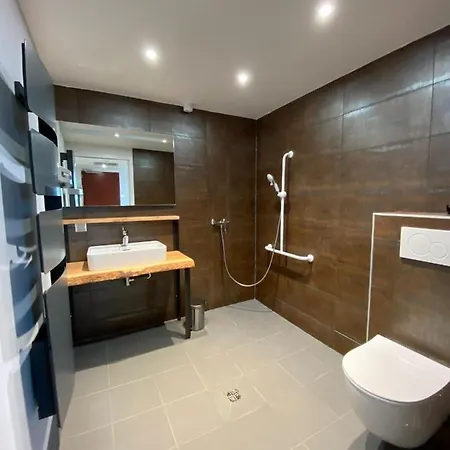 Les 12 De Larros Aparthotel Gujan-Mestras