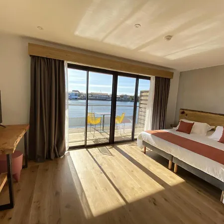 Les 12 De Larros 4* Gujan-Mestras