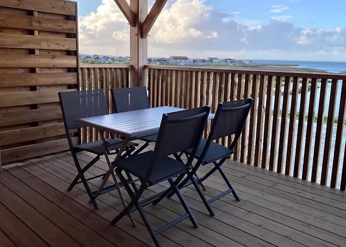 Les 12 De Larros Apart Otel