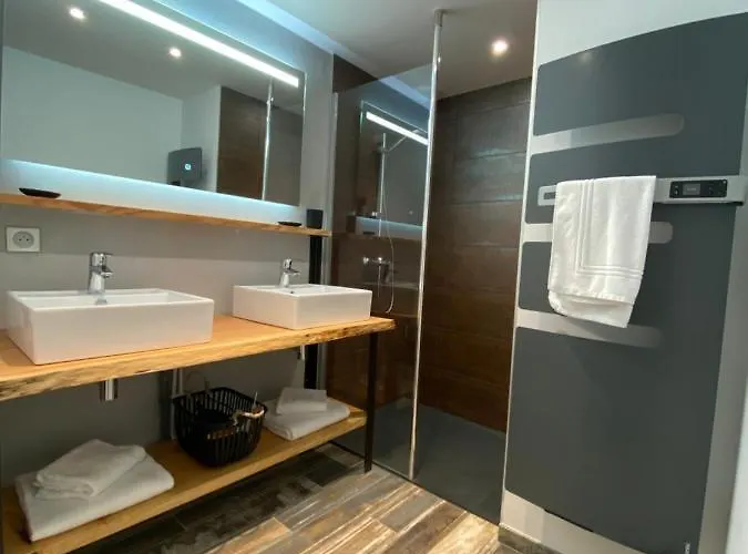 Les 12 De Larros Gujan-Mestras