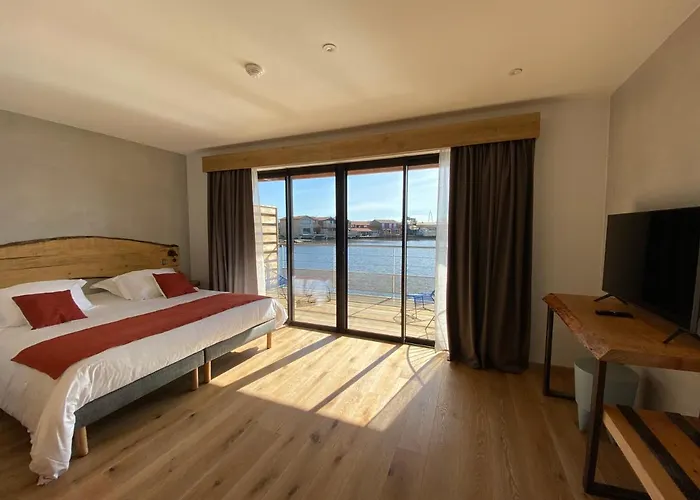 Les 12 De Larros Gujan-Mestras